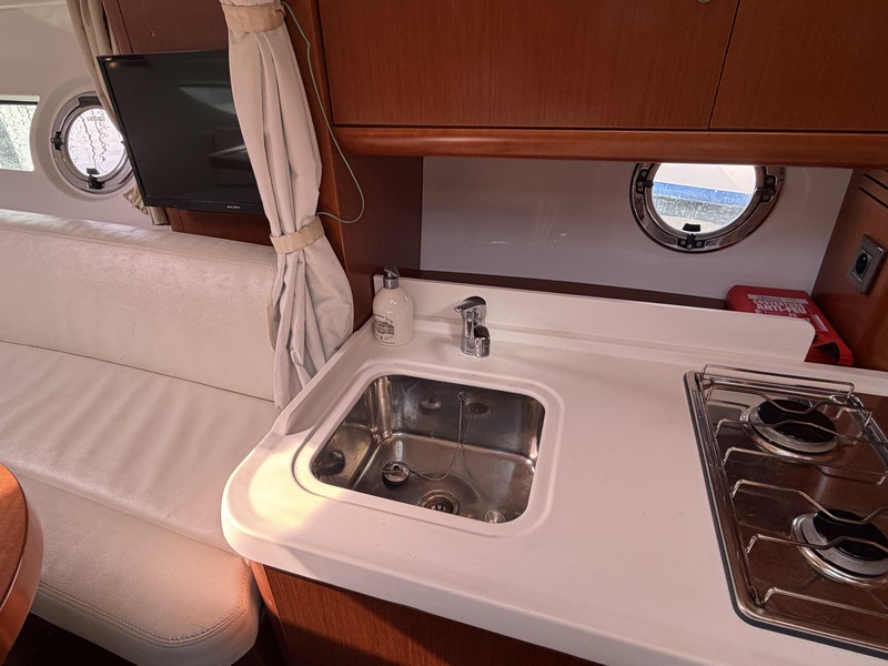 Beneteau Flyer GT34 — foto 10 van 63