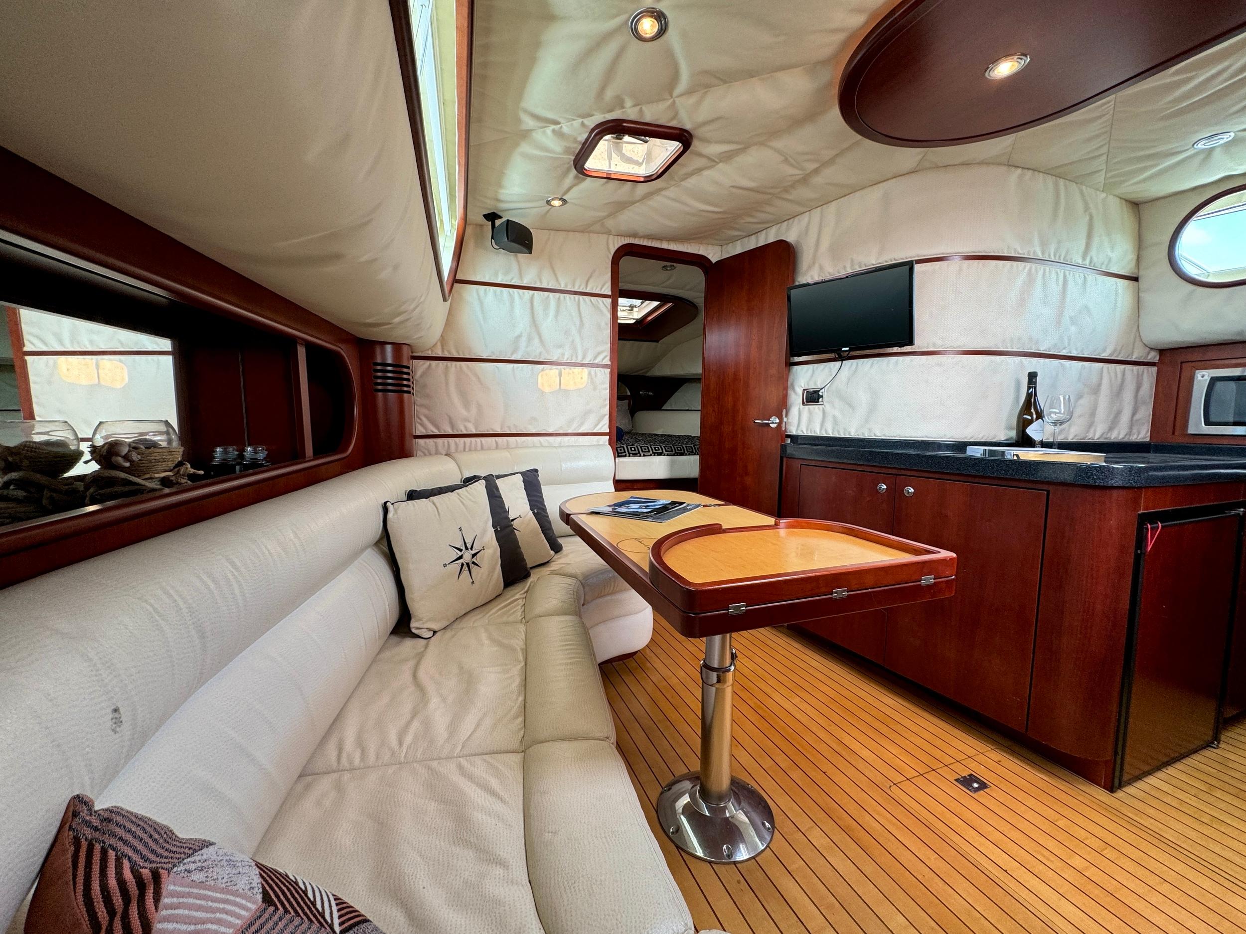 Chris-Craft Roamer 40 Lobster — foto 24 van 67
