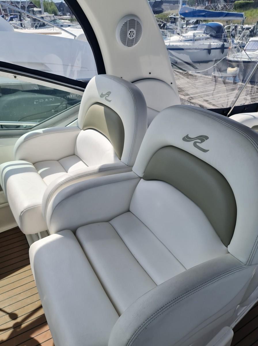 Sea Ray 375 Sundancer — foto 3 van 39