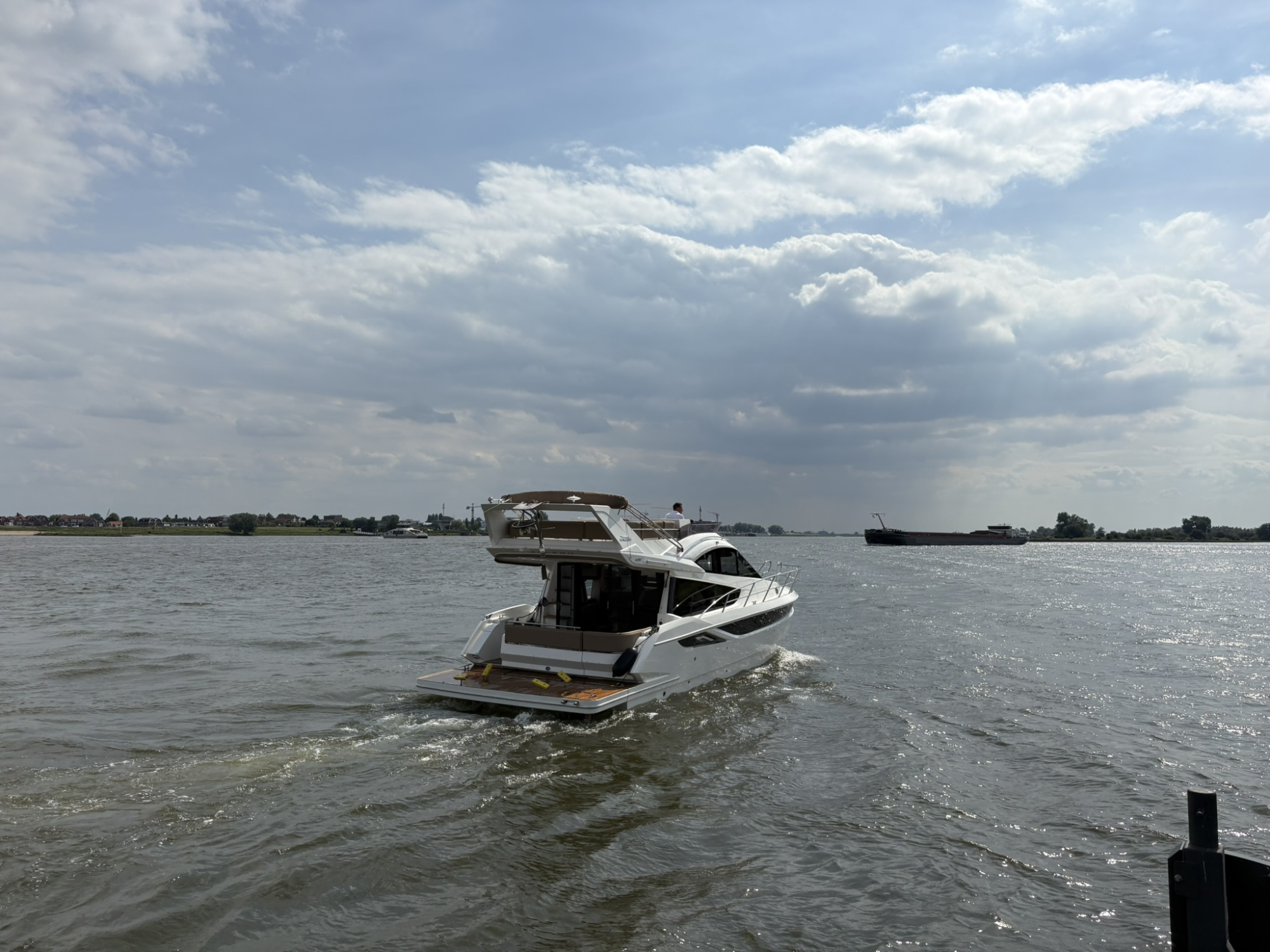 Galeon Yachts Galeon 420 fly 2017 — foto 4 van 42