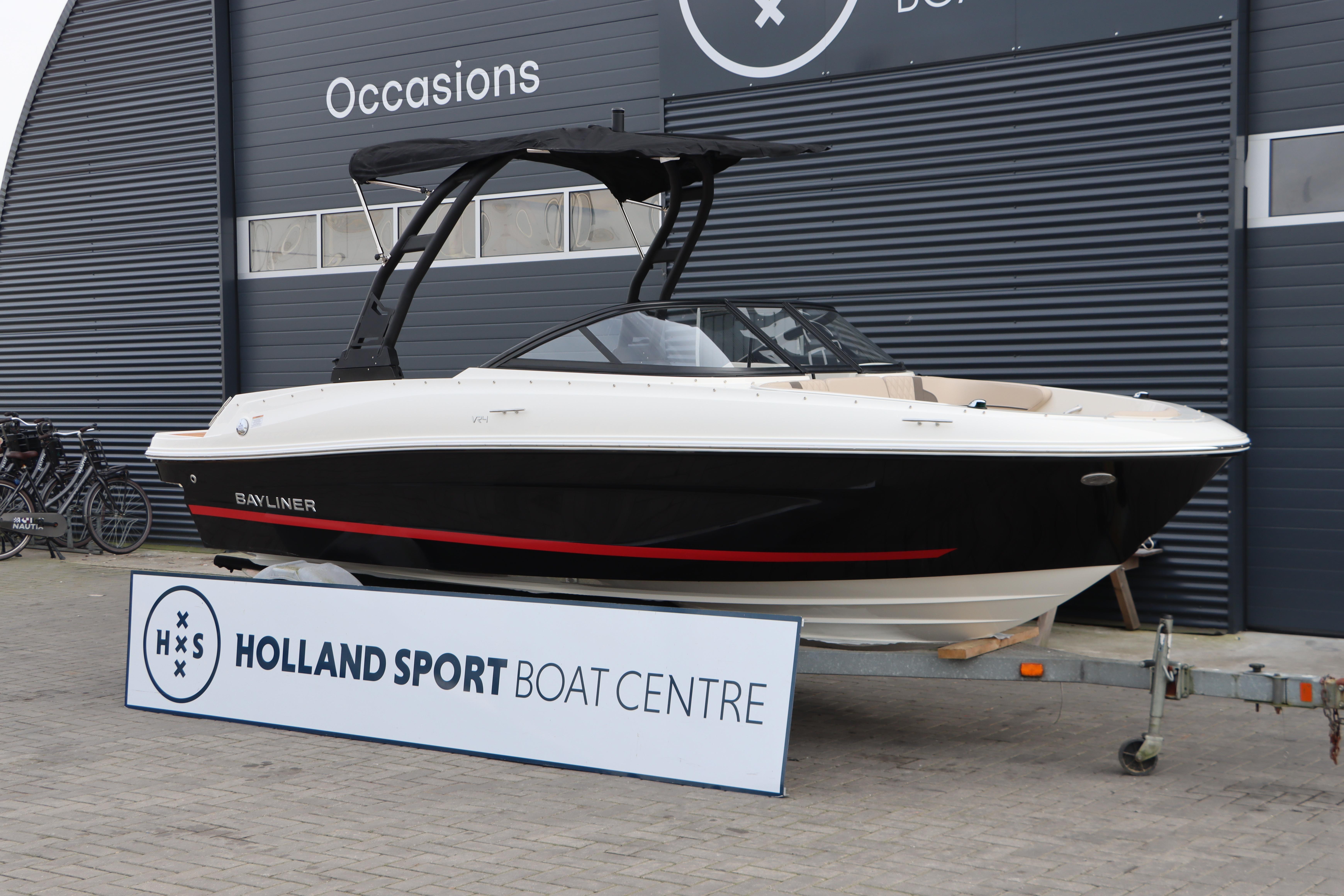 Bayliner VR4 Bowrider OB — foto 1 van 18