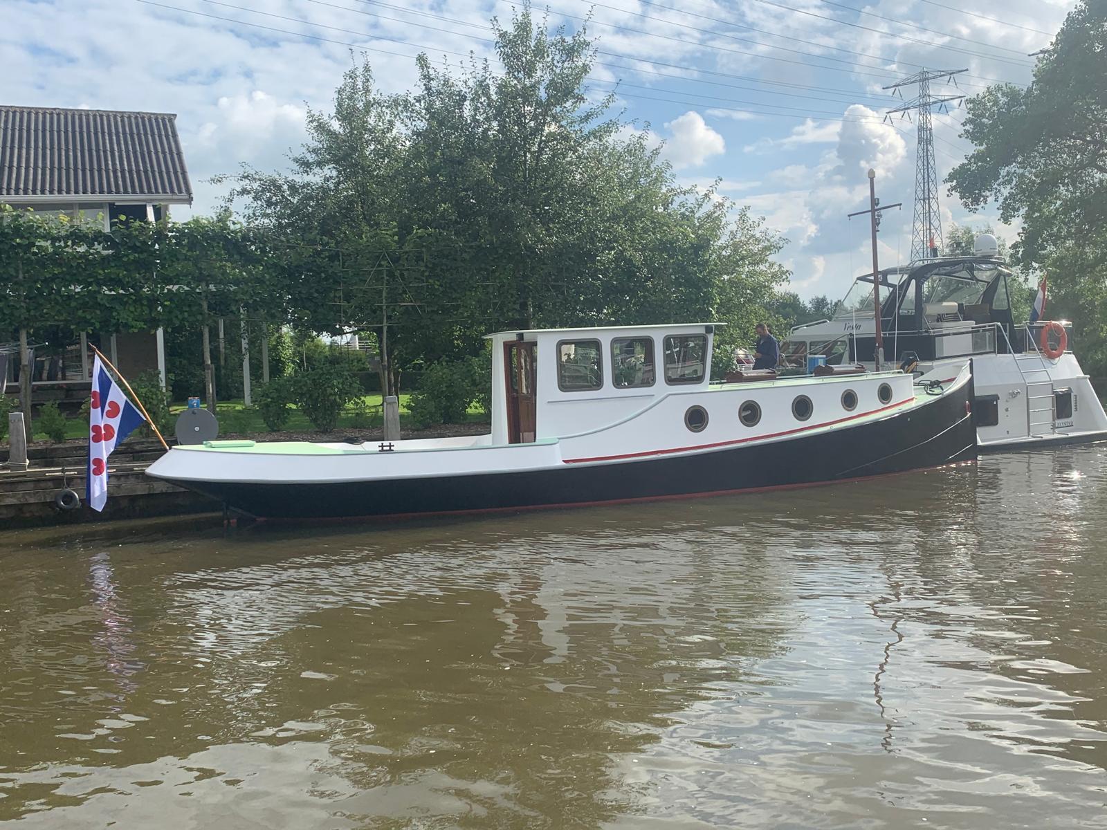 Amsterdamse Sleepboot 13.00 — foto 4 van 17