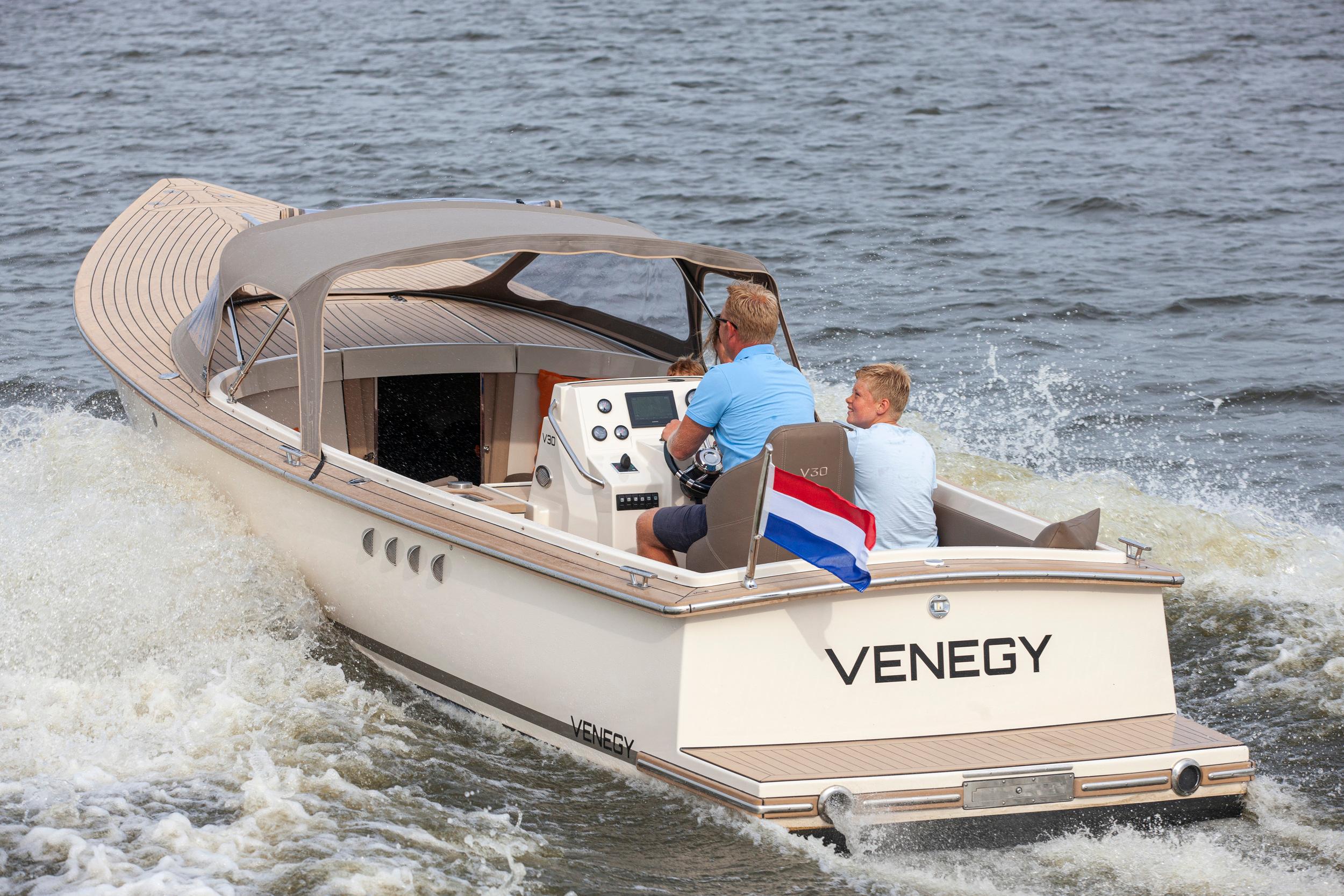 Venegy V30 Classic Cabin — foto 5 van 25