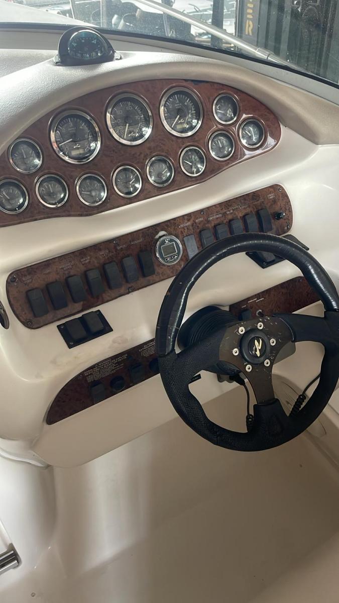 Sea Ray 280 SunSport Cuddy Cabin — foto 14 van 18