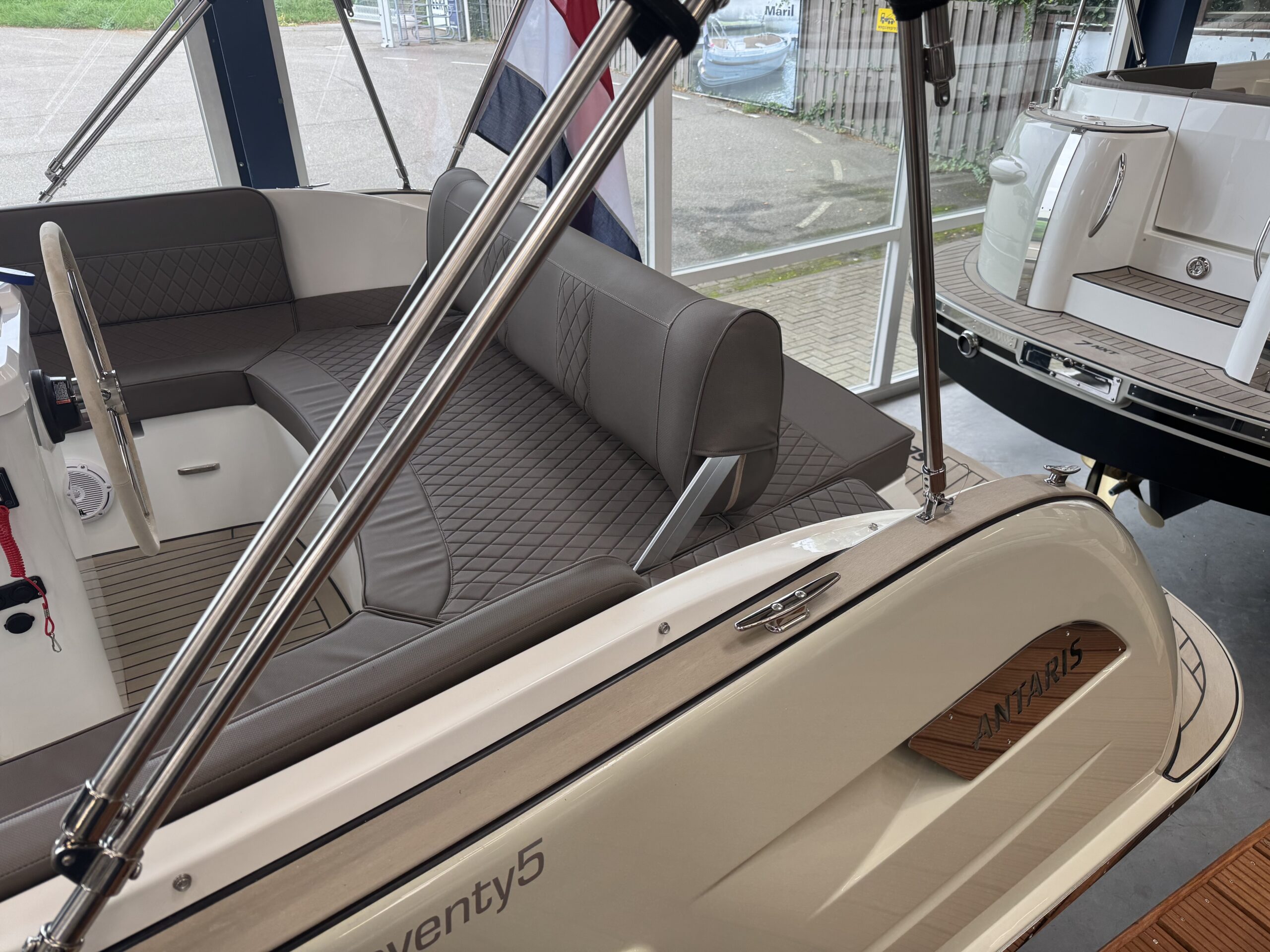 Antaris Seventy5 (op voorraad) — foto 18 van 21