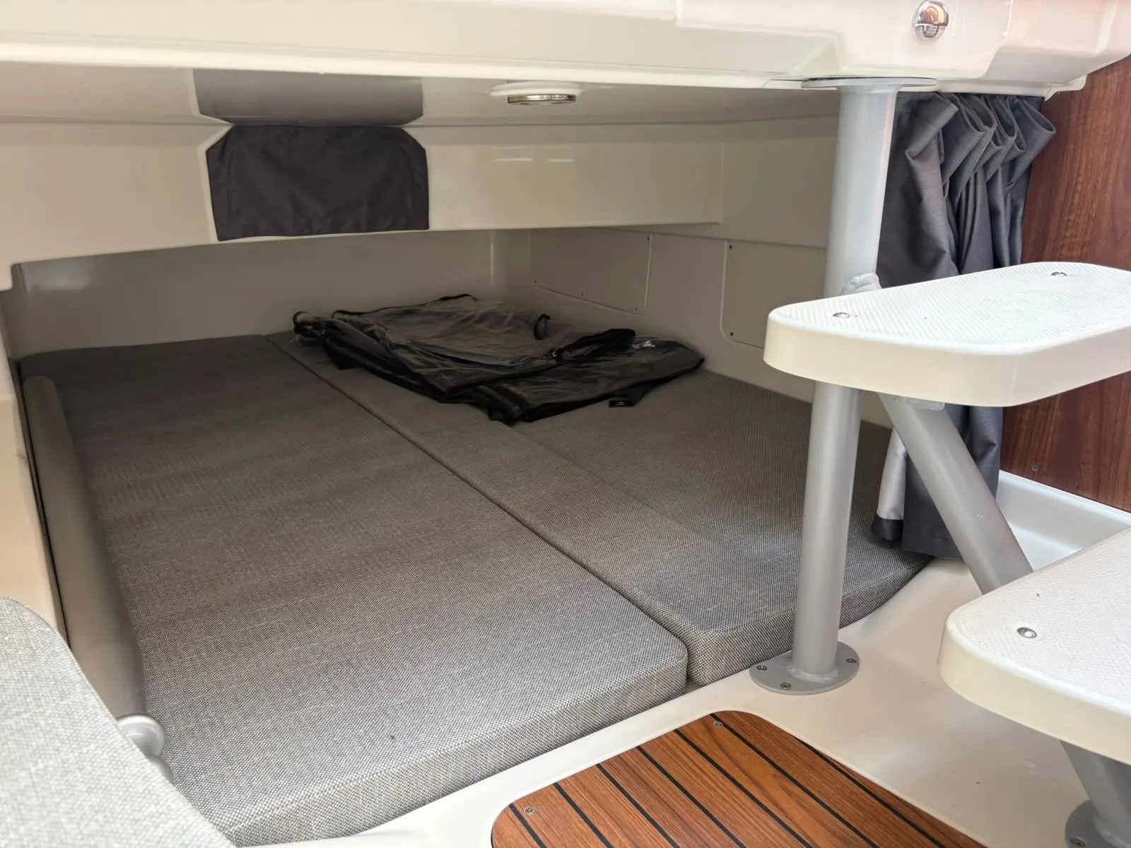 Quicksilver Activ 805 Cruiser (Full options / 2024) — foto 25 van 41