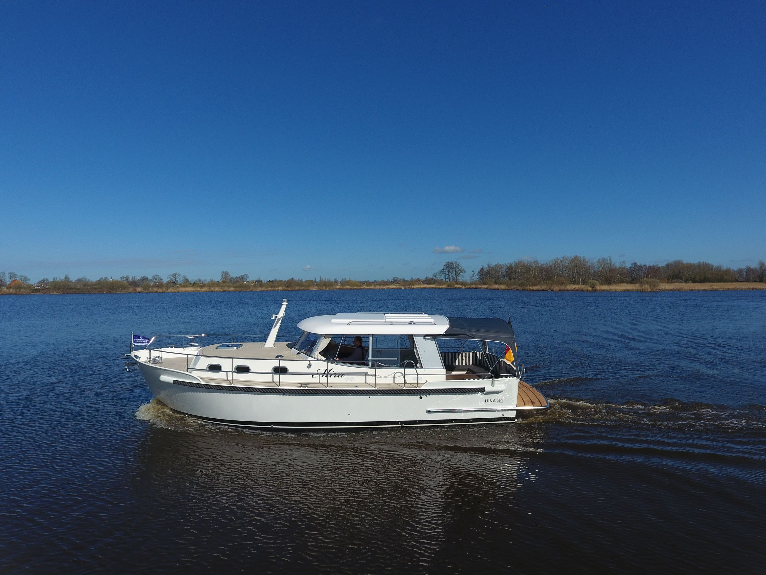 Brandsma Luna 34 — foto 3 van 17