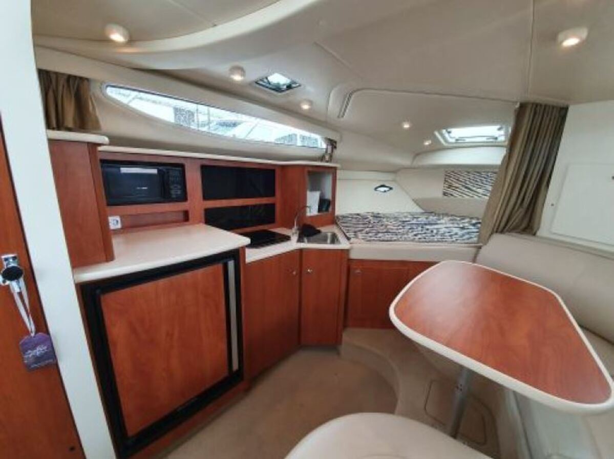 Bayliner 305 CIERA — foto 3 van 36