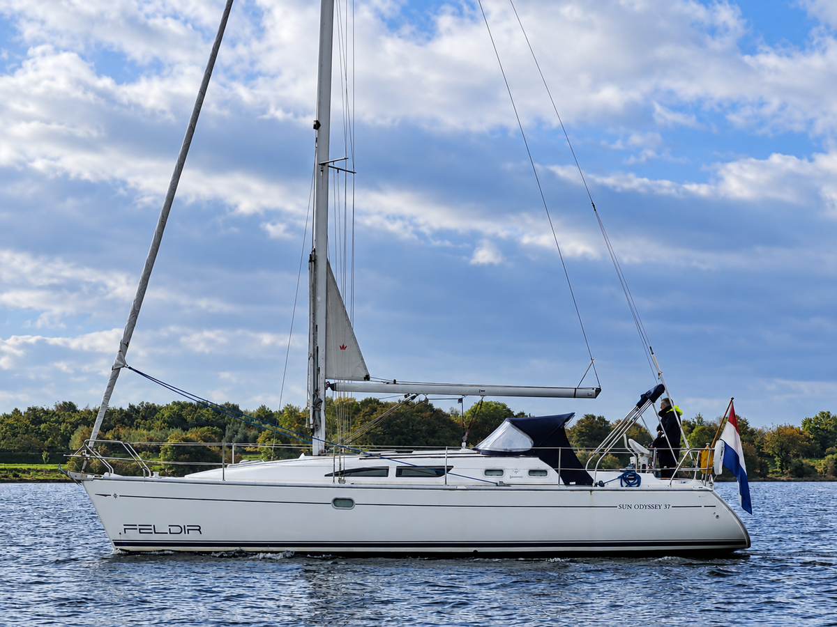 Jeanneau Sun Odyssey 37 — foto 33 van 36