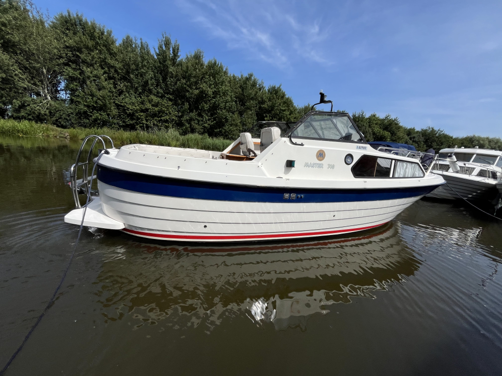 Master 740 — foto 2 van 22