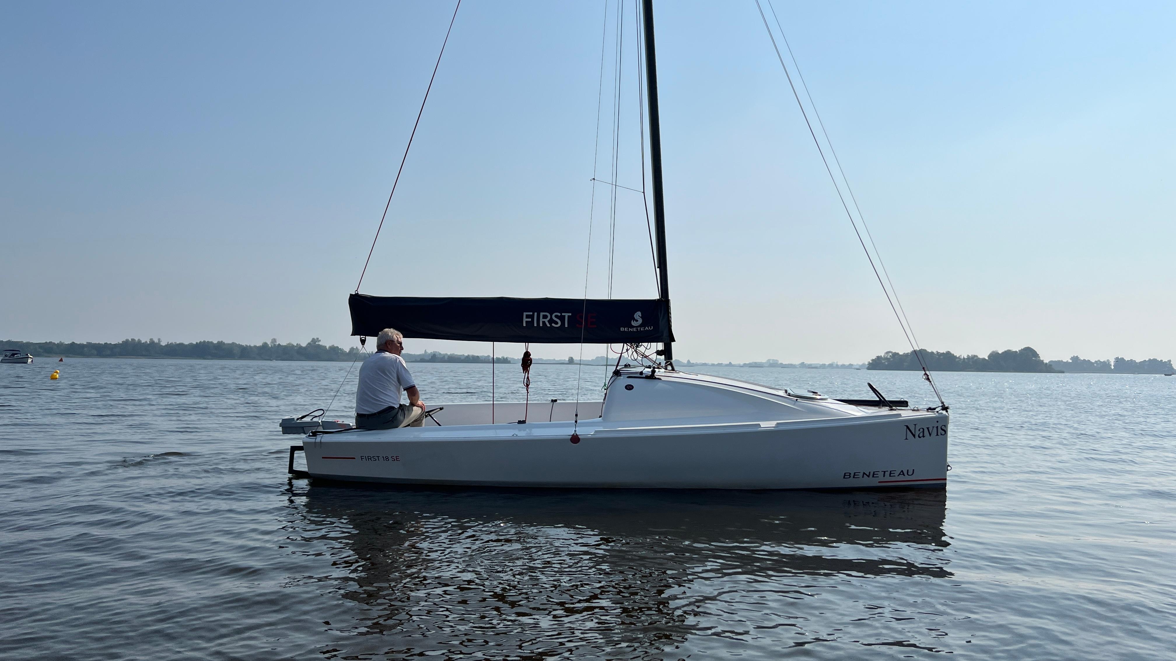 Beneteau First 18 SE — foto 3 van 33