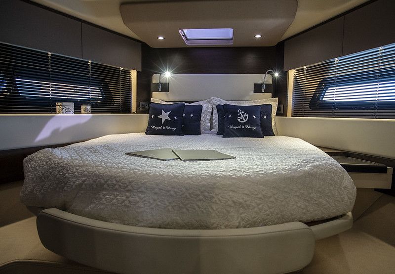 Azimut 50
