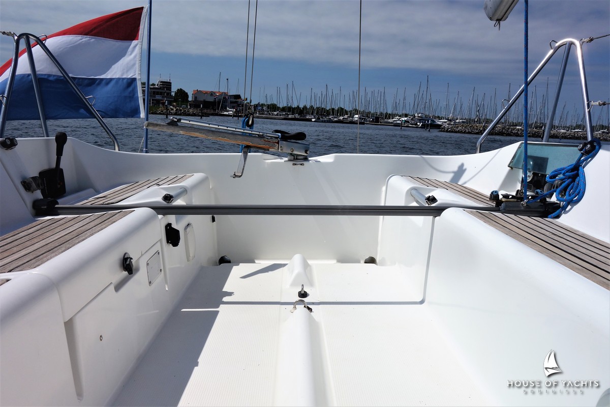 Beneteau First 300 Spirit — foto 6 van 12