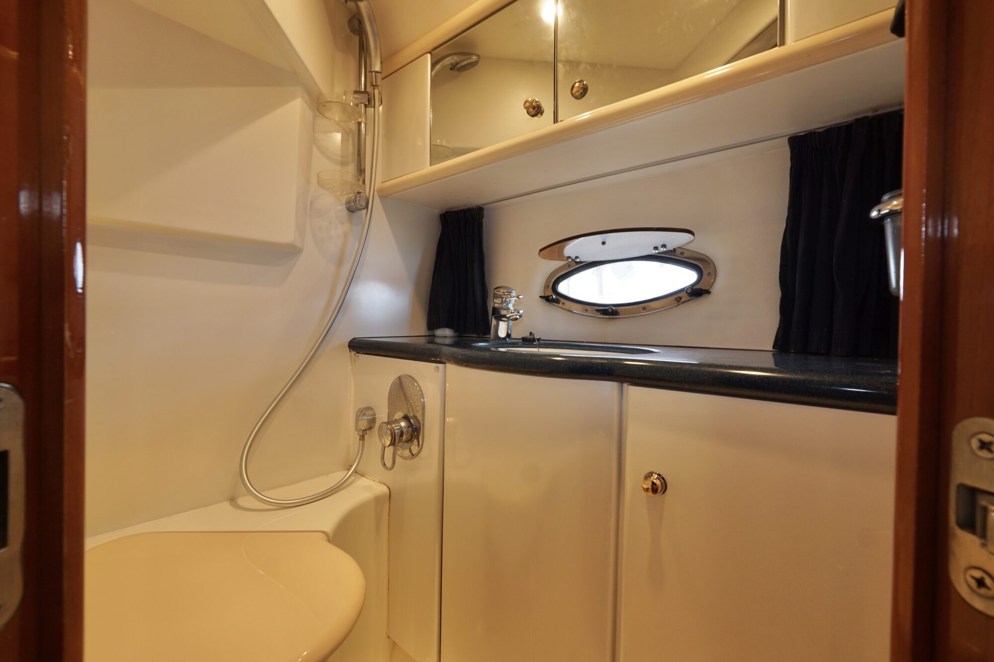 Sunseeker Camarque 47 Cabrio — foto 18 van 75