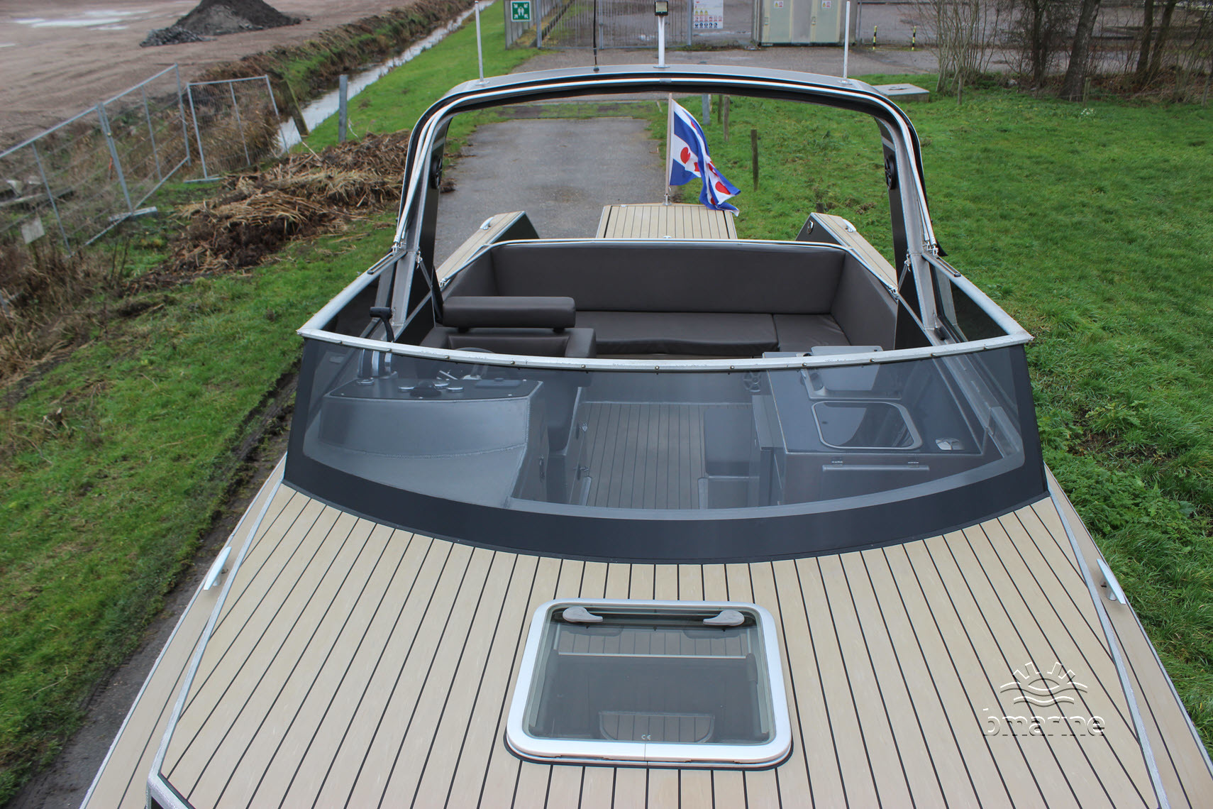 Van Vossen Tender Cabin 1000 — foto 24 van 46
