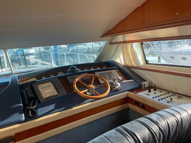 VZ 16 Fastyacht - BluYachting — foto 7 van 12