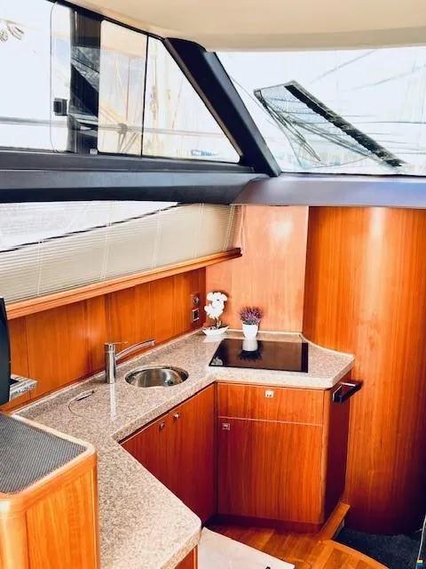 Princess P42 Flybridge - BluYachting — foto 8 van 12