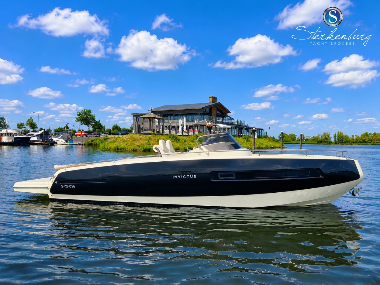 Invictus 280 GT — foto 12 van 42