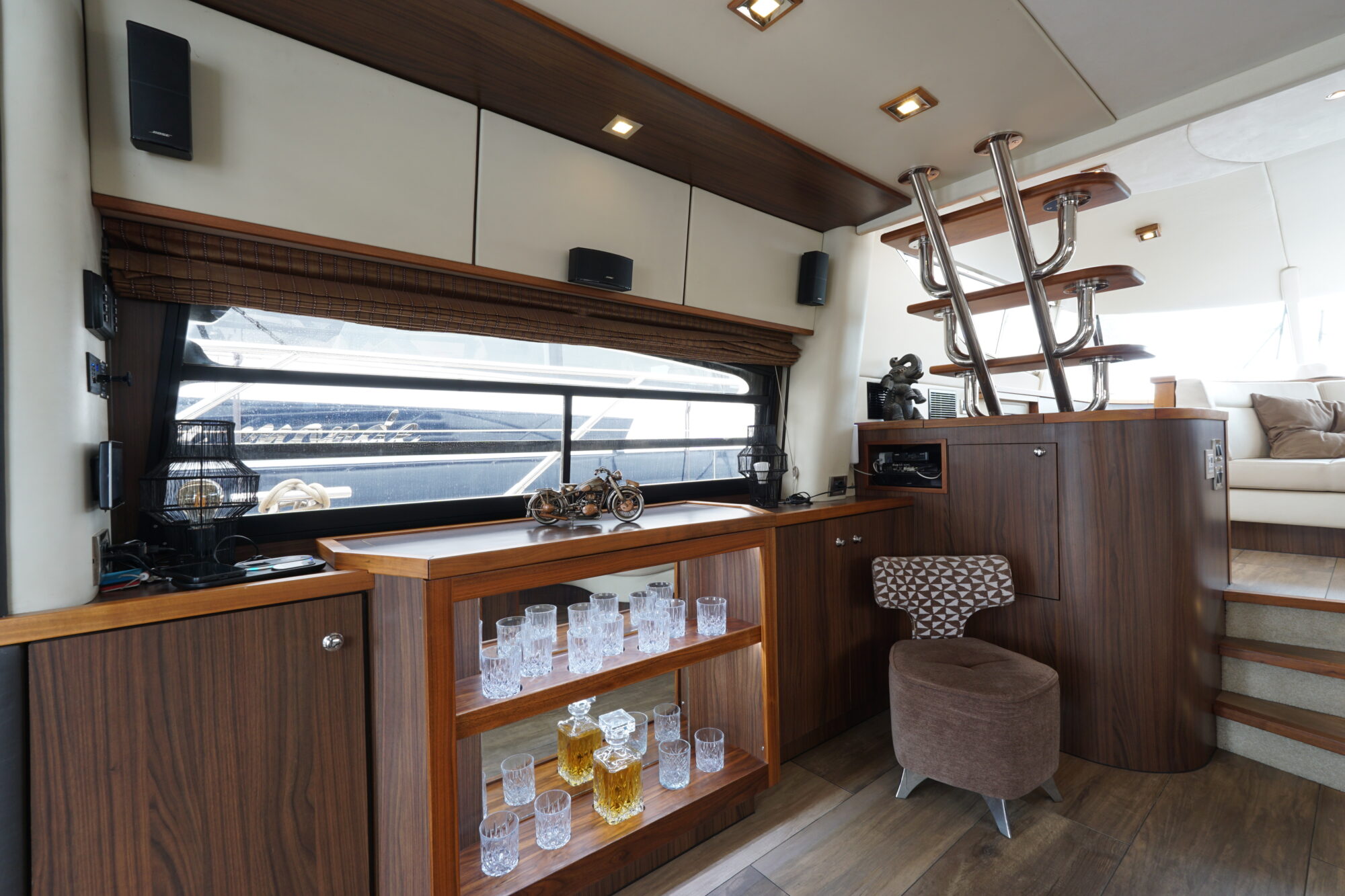 Sunseeker 62 Manhattan — foto 9 van 86