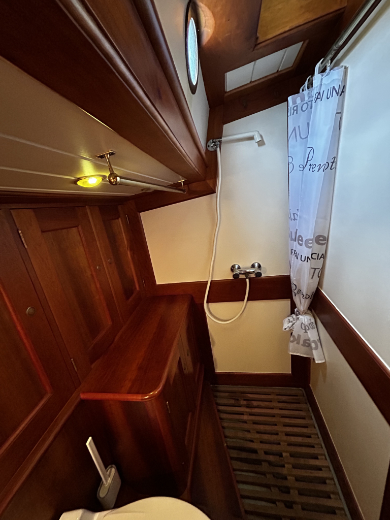 Lemsteraak Witte Eend - Roefuitvoering Hoek Design — foto 36 van 38