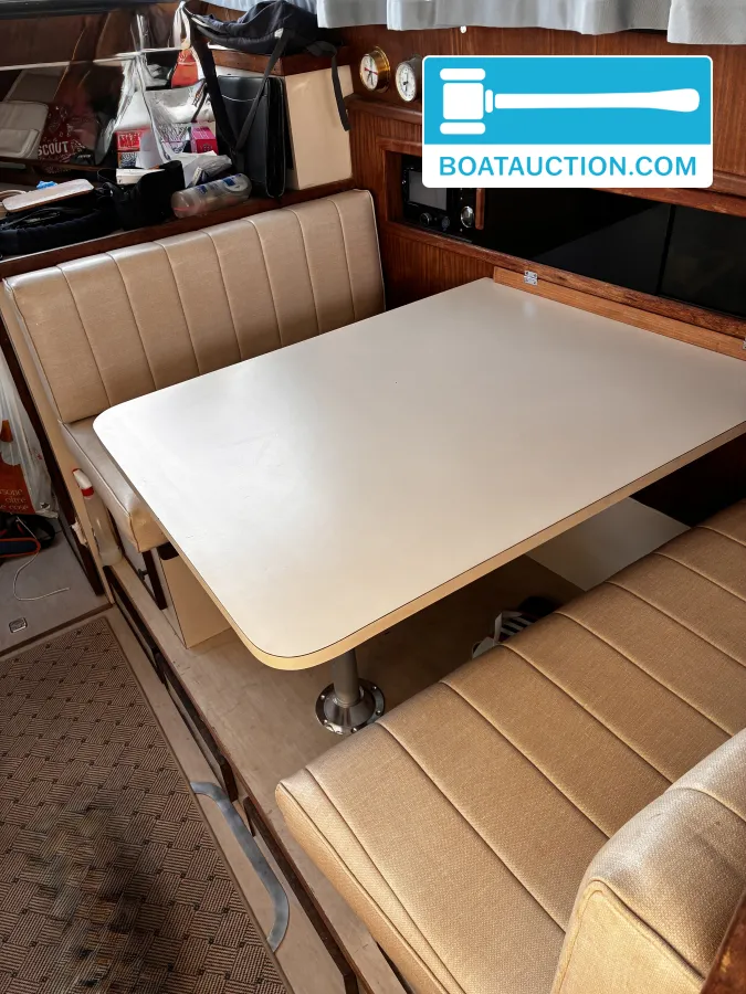 Hatteras 32 Sport Fly — foto 10 van 16