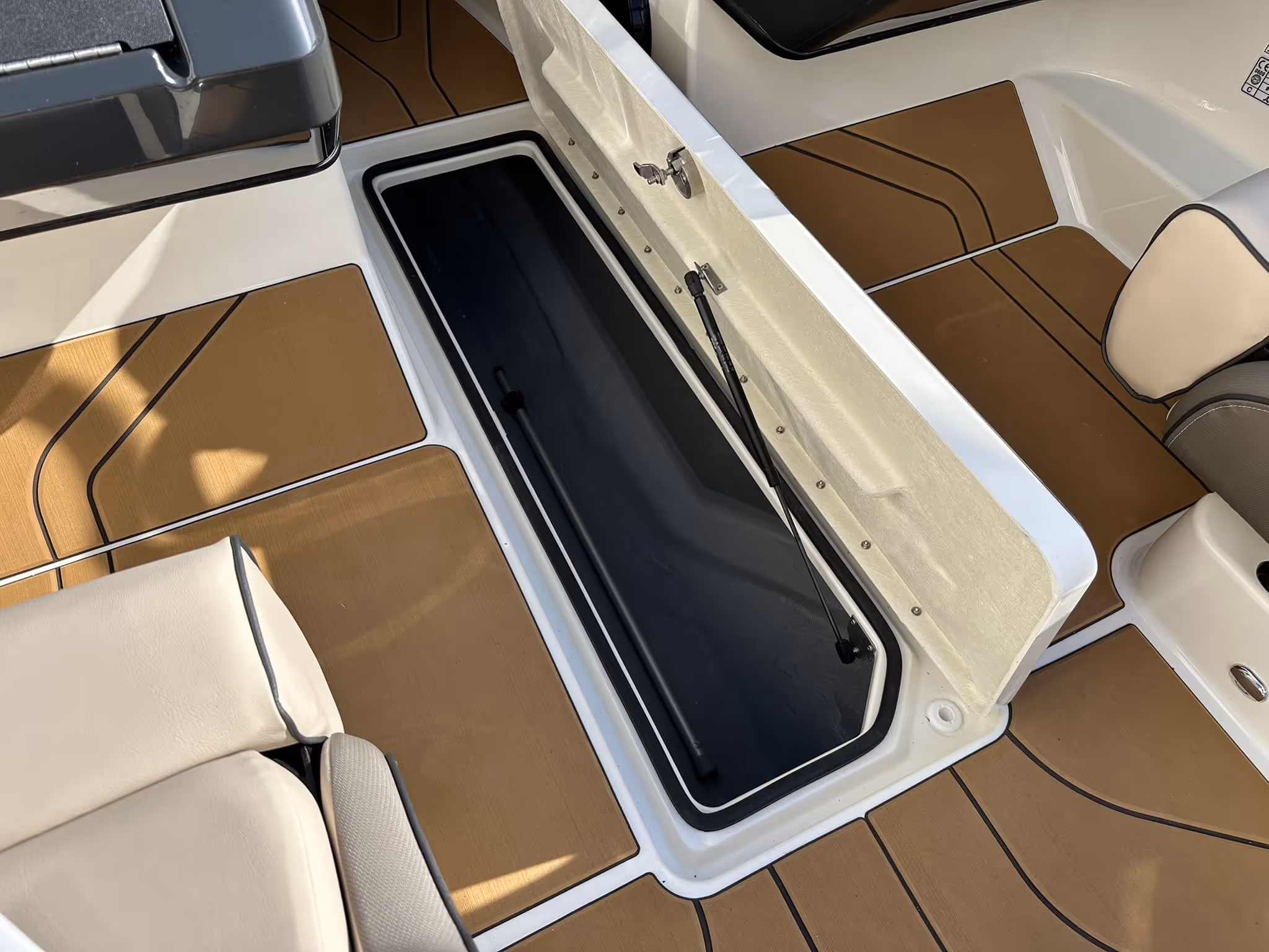 Bayliner V20i Bowrider — foto 18 van 22