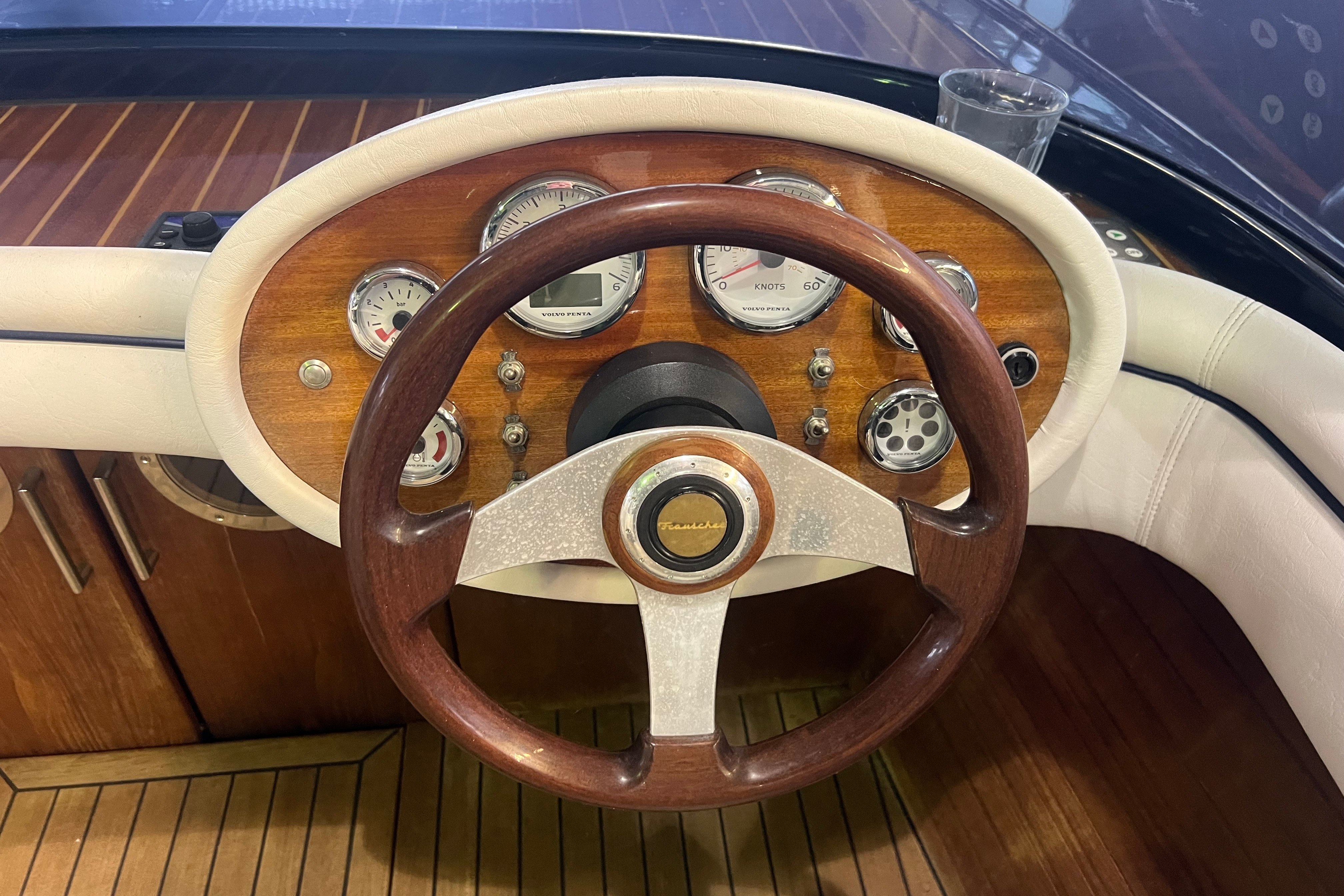 Frauscher 757 St. Tropez — foto 10 van 14
