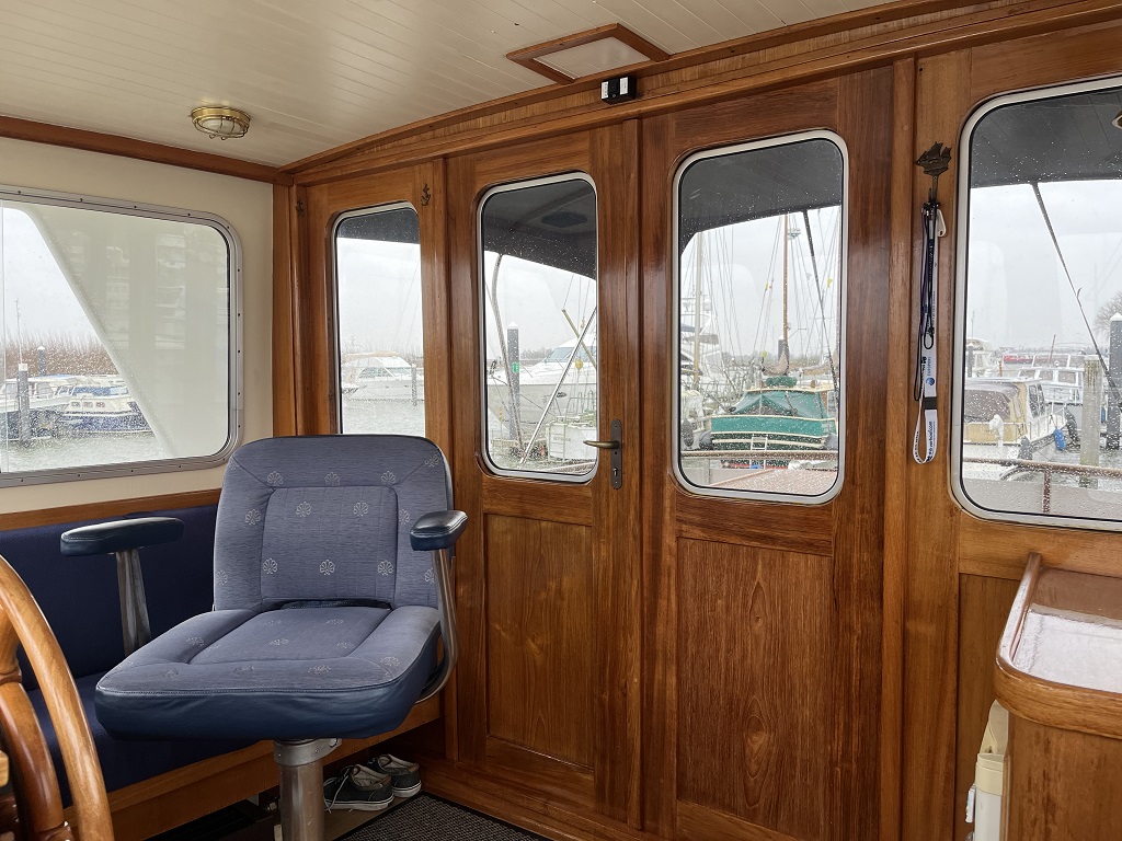 Blauwe Hand Trawler 1400 — foto 9 van 39