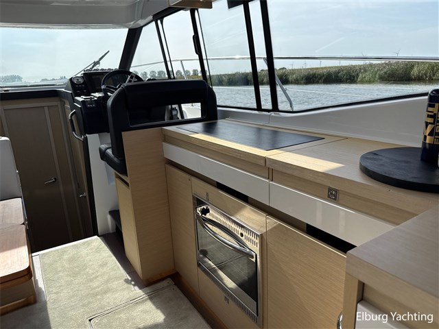 Jeanneau NC37 — foto 9 van 94