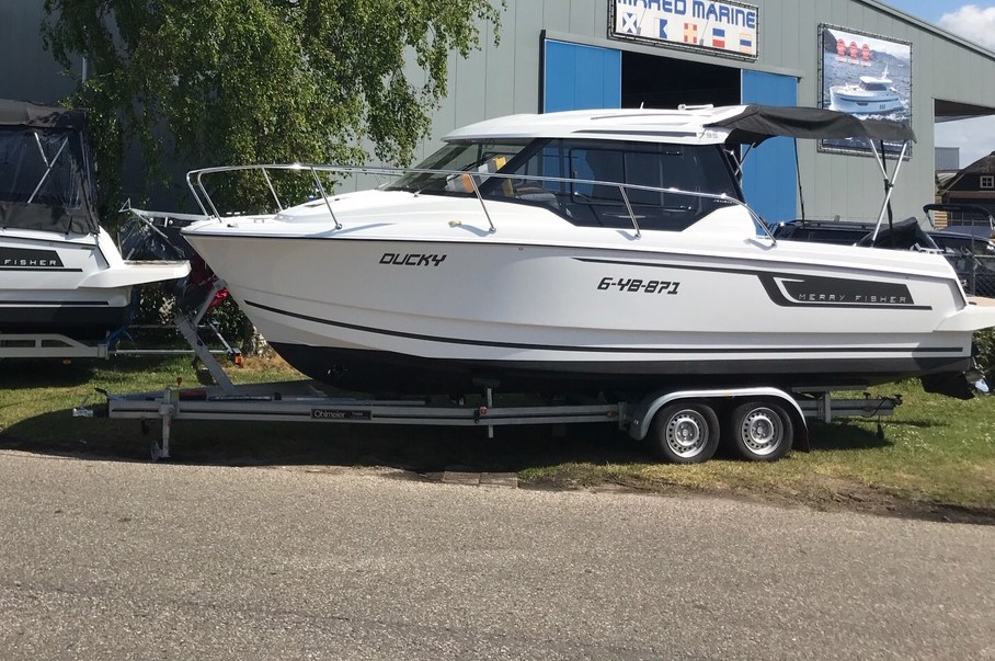 Jeanneau Merry Fisher 795