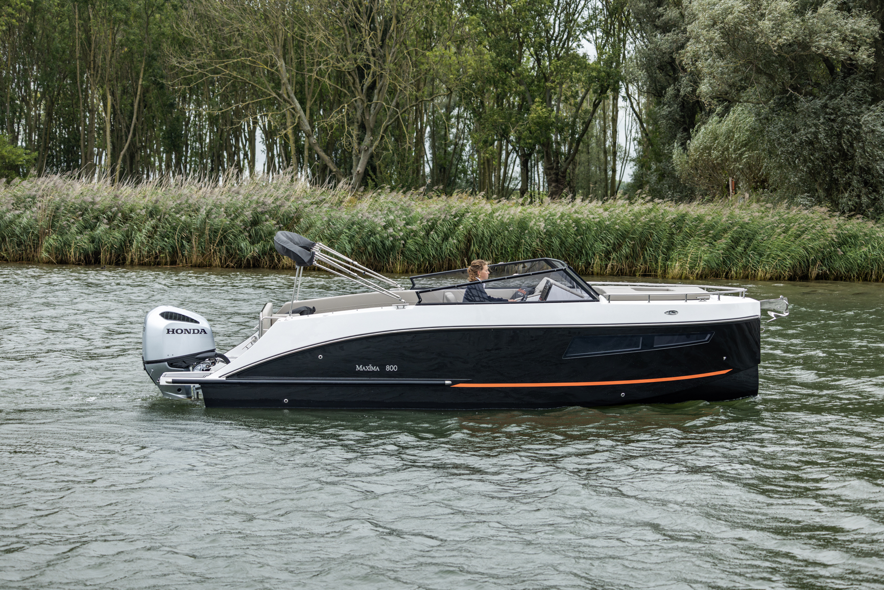 Maxima Boats 800 Cabin — foto 16 van 21