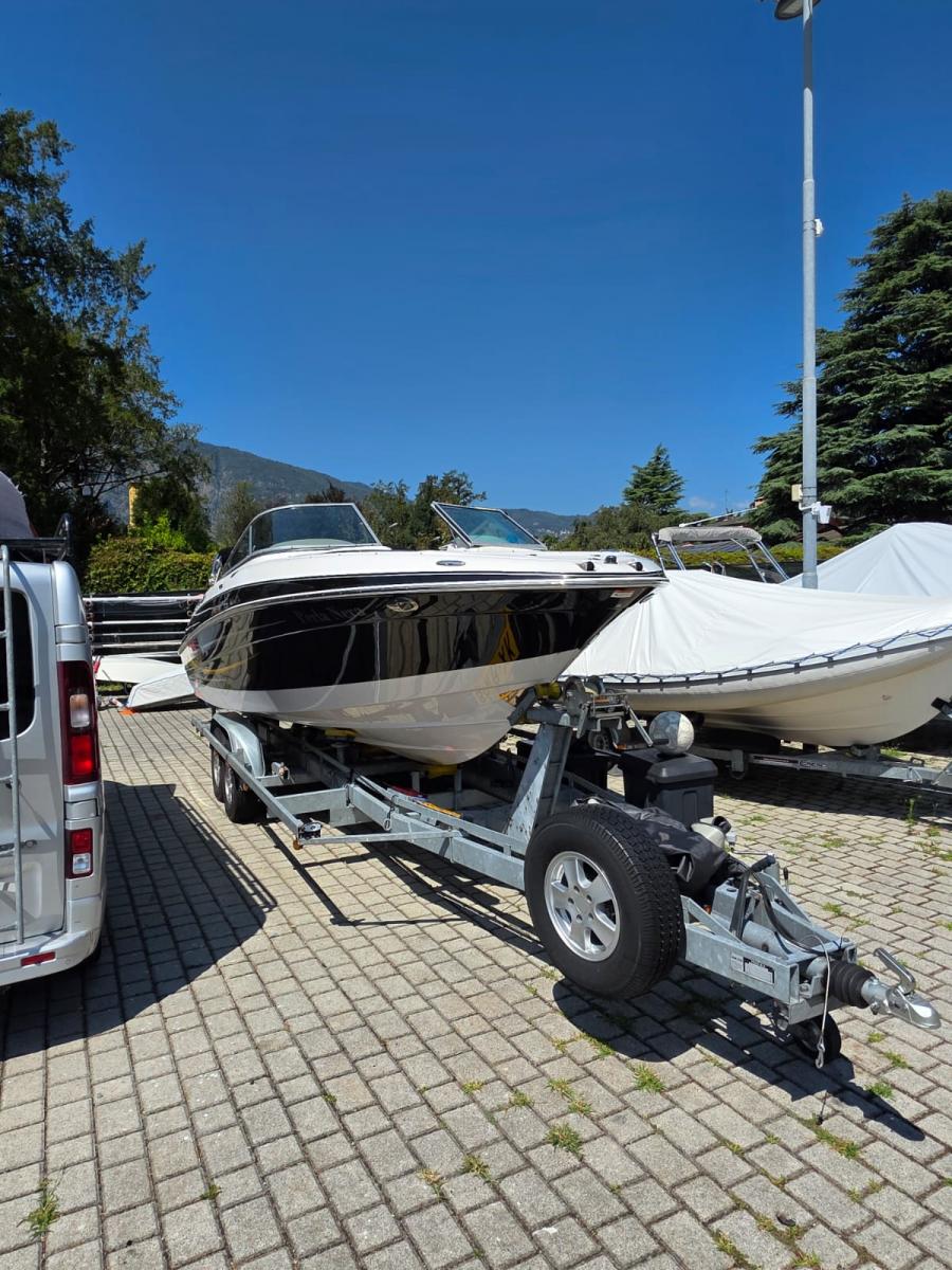 Four Winns 240 Horizon Bowrider — foto 5 van 22