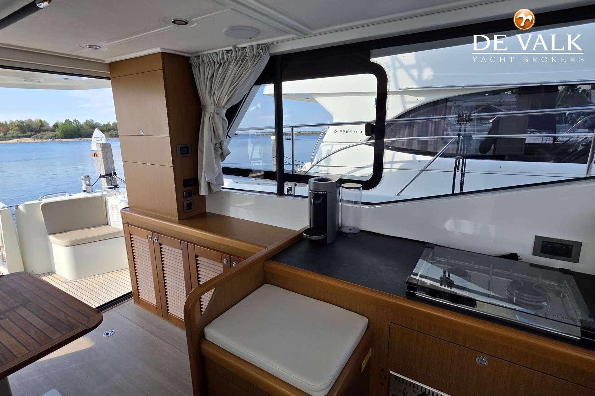 Beneteau Swift Trawler 35 — foto 24 van 43