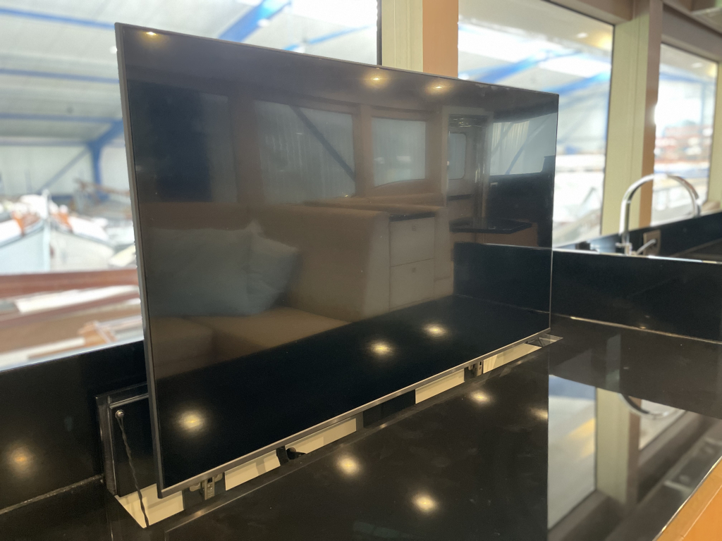 Storm X55 — foto 4 van 82