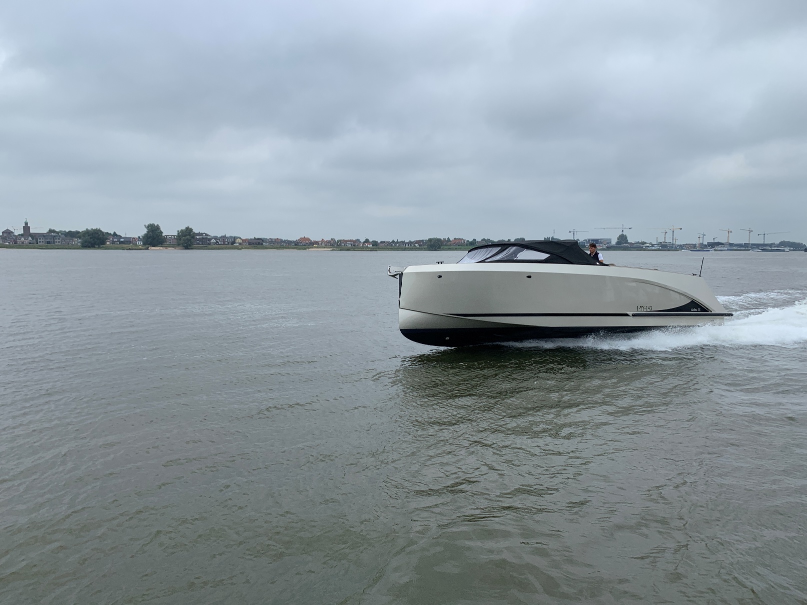 Maxima Boats 35 met 2x Honda 250 pk op voorraad! — foto 7 van 30
