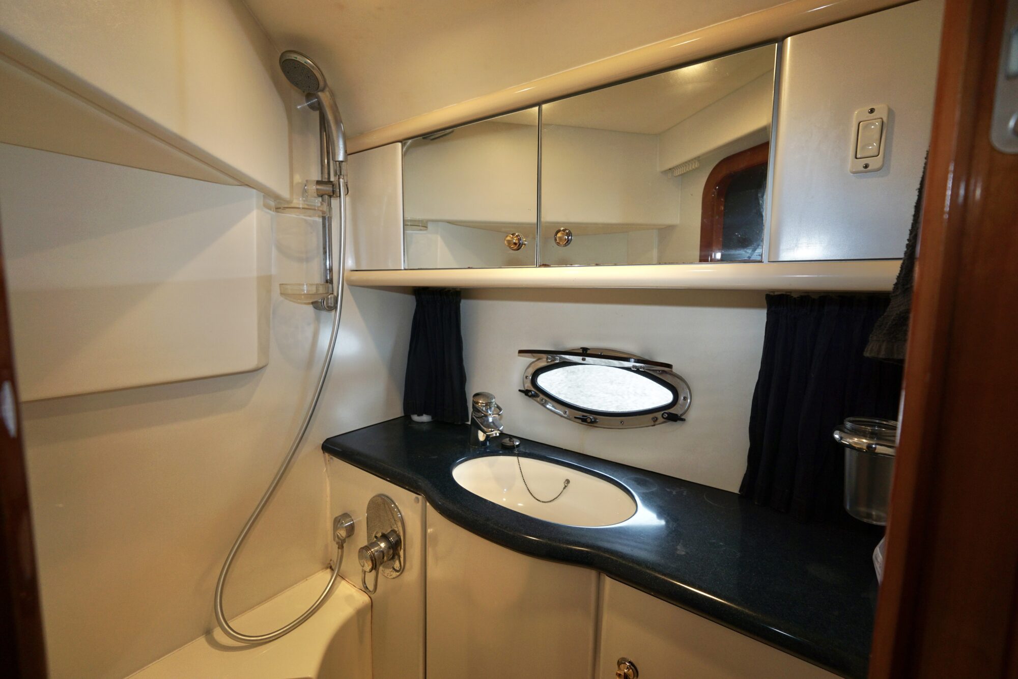 Sunseeker Camarque 47 Cabrio — foto 19 van 75