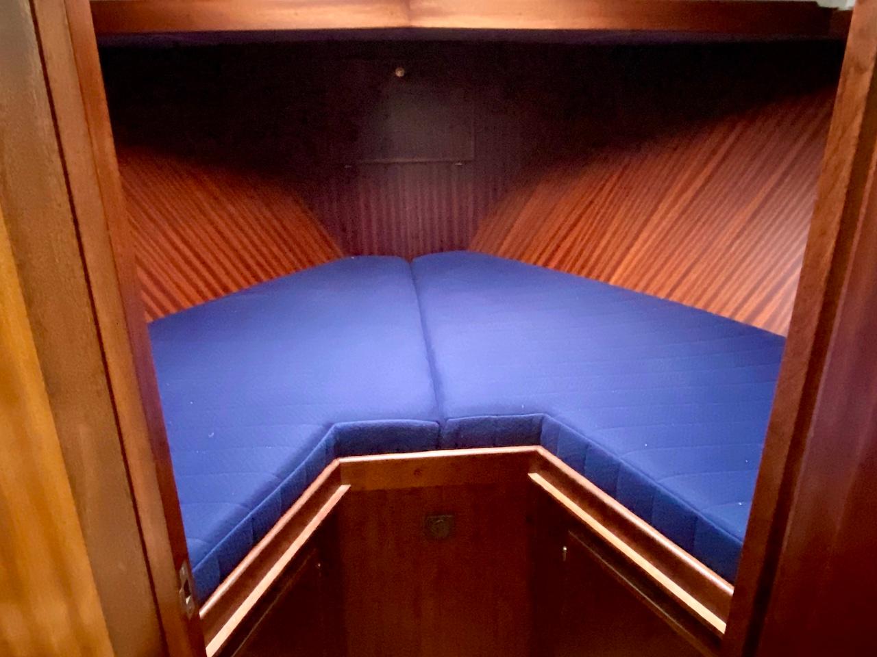 Privateer 37 Hybrid — foto 9 van 28