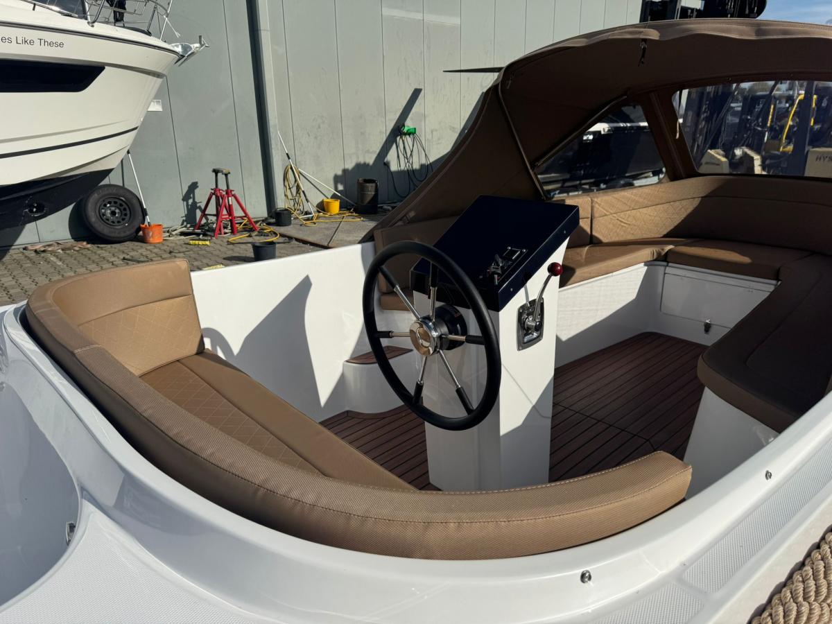 Maxima 550 volledig vaarklaar! — foto 9 van 14