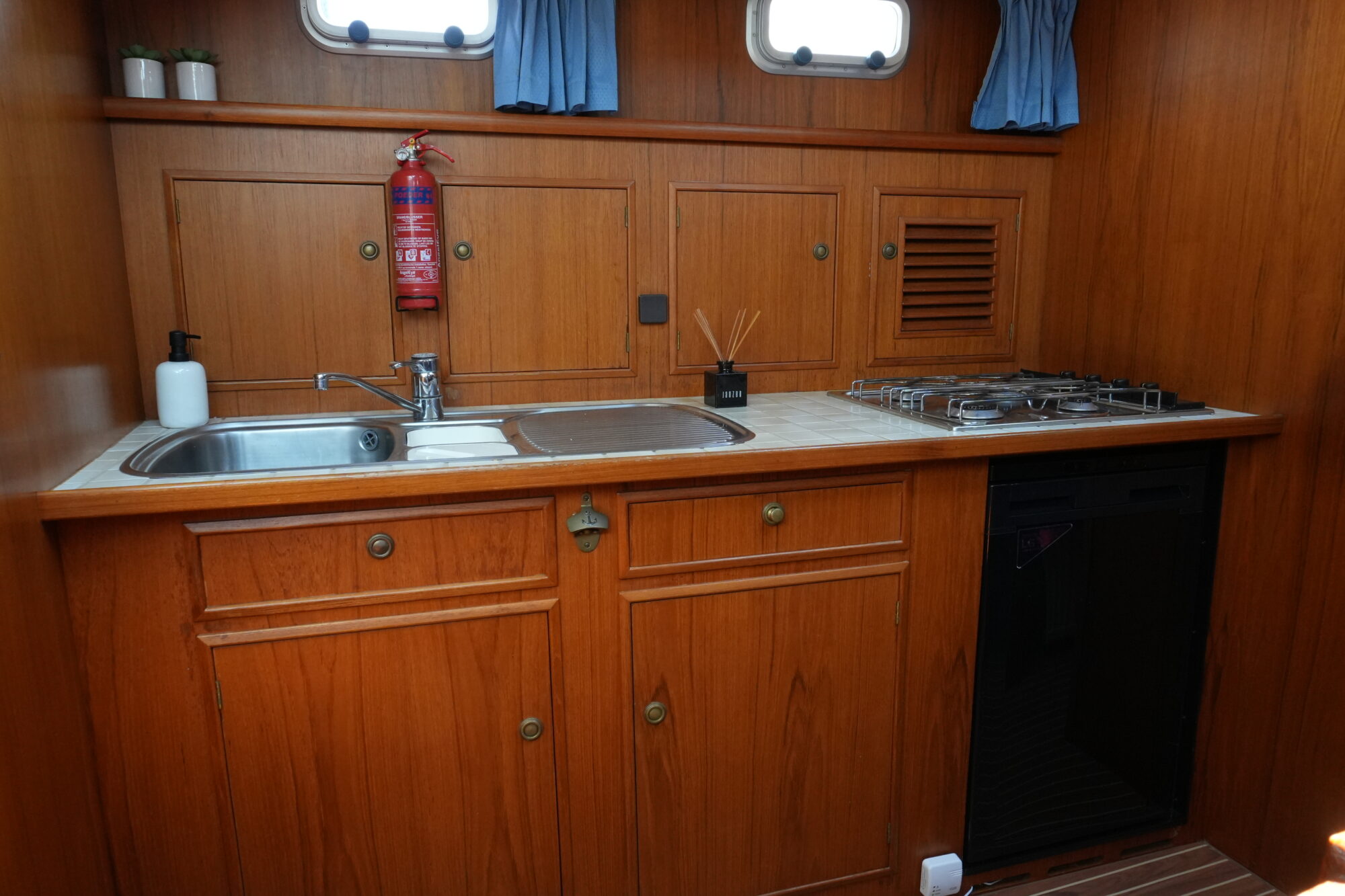 Monty Bank Kotter 41 AK Cabrio — foto 11 van 42