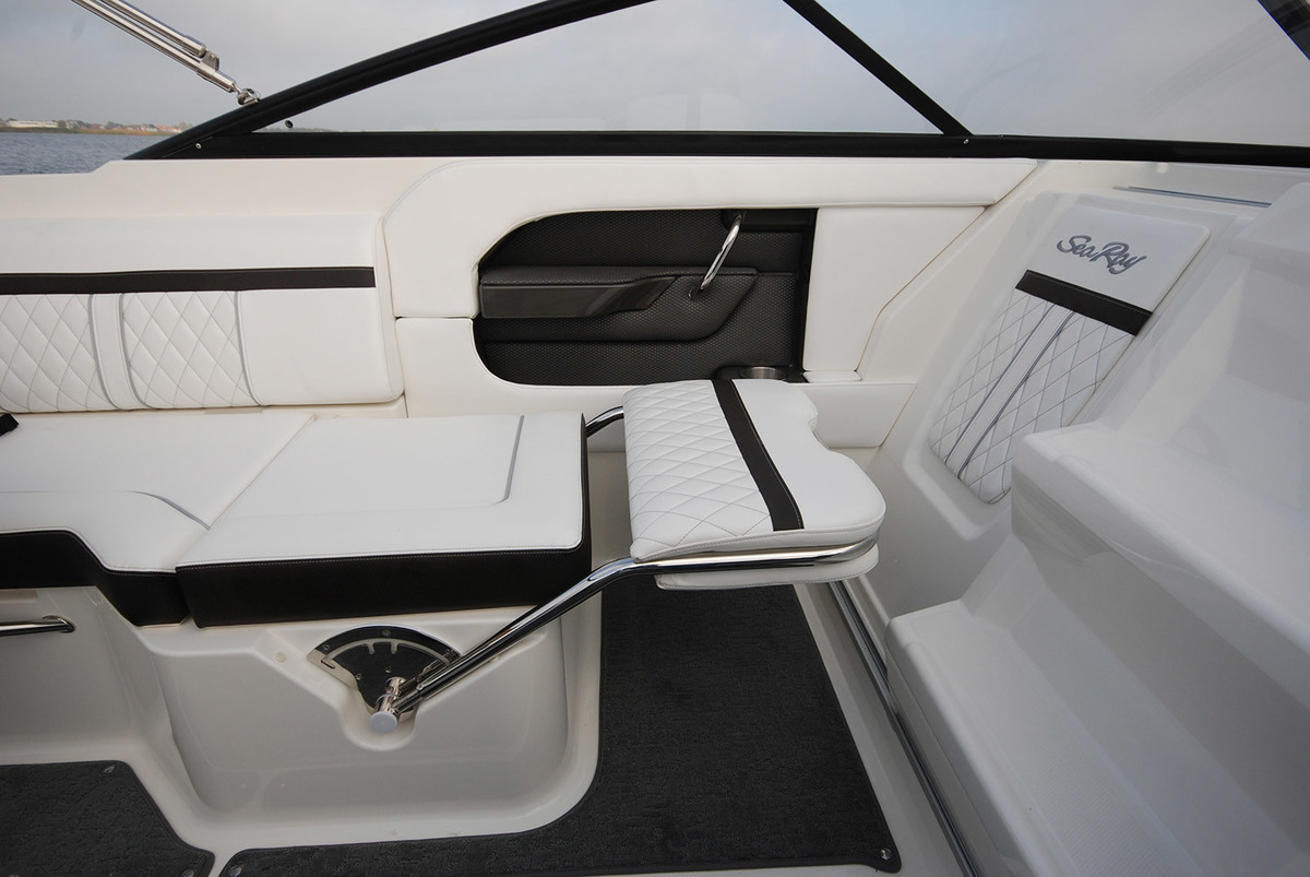 Sea Ray Sun Sport 250 — foto 49 van 73