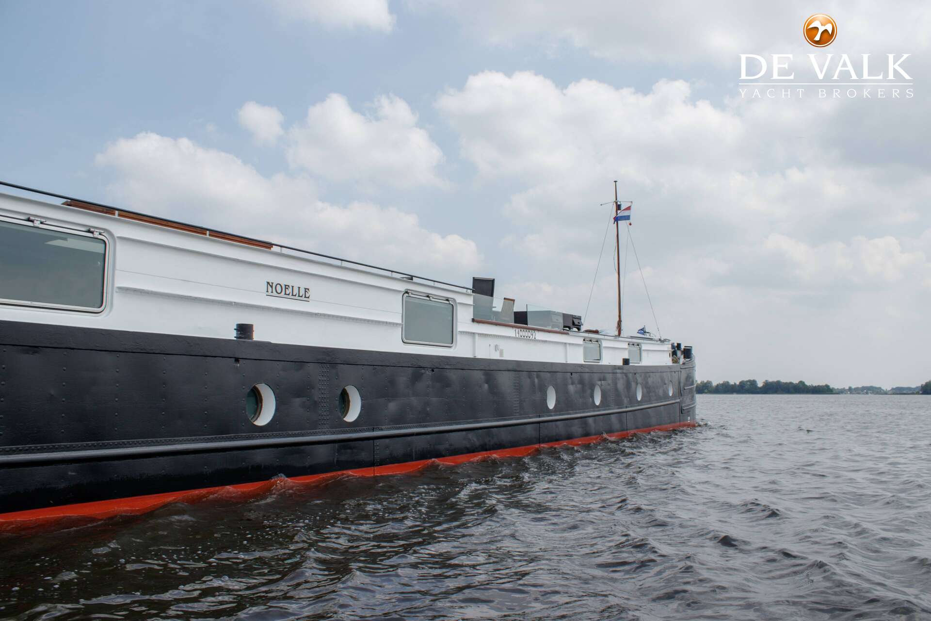 Houseboat Waterloft Luxemotor Spitz 38M — foto 8 van 44