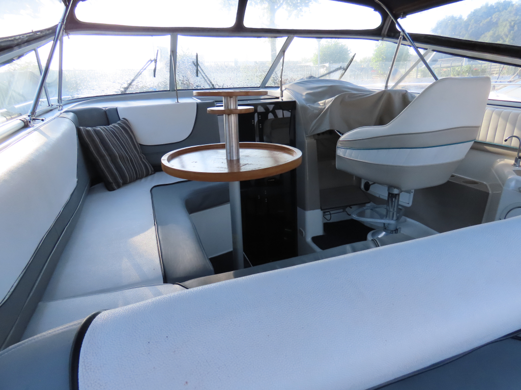 Bayliner 3485 Avanti — foto 3 van 25