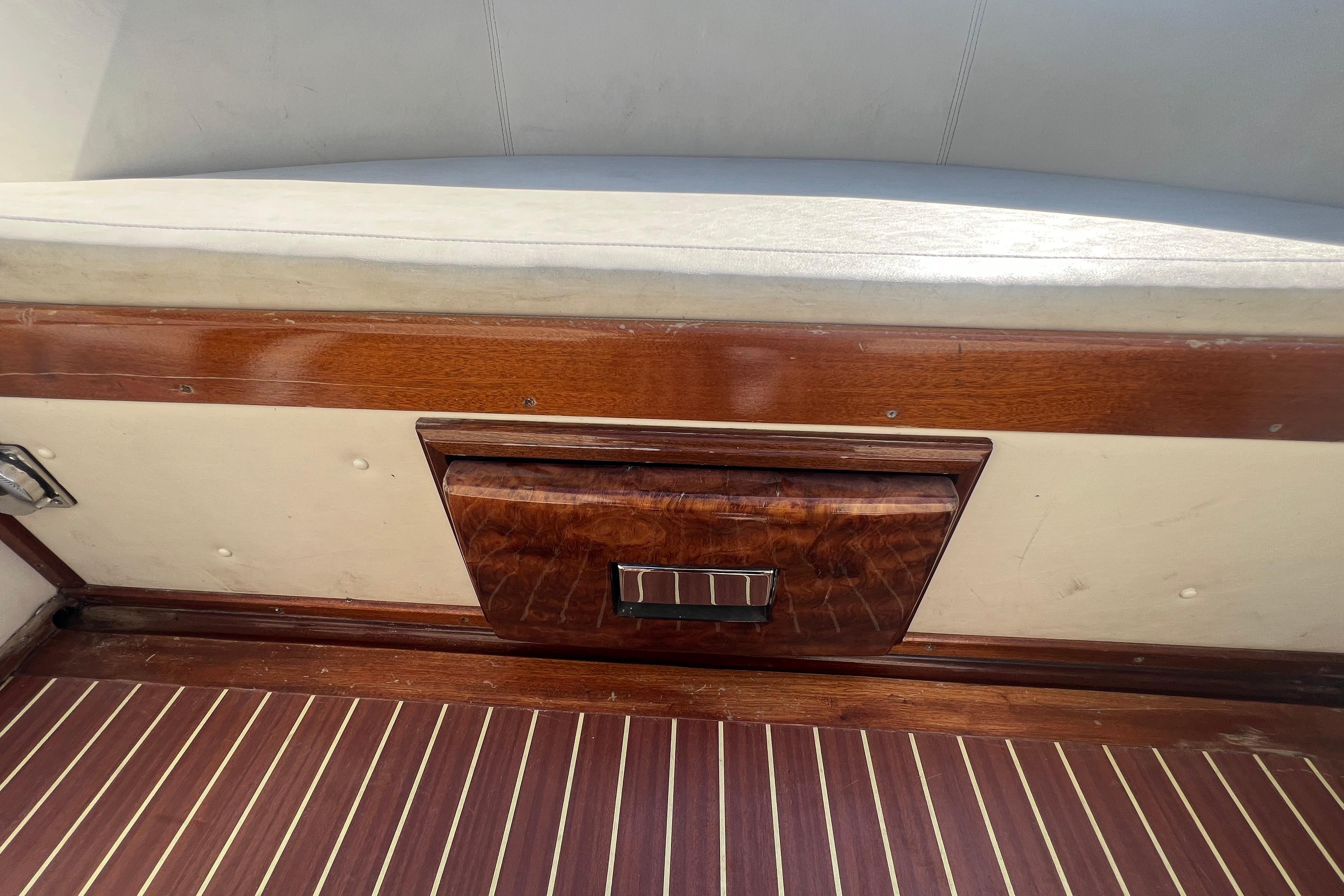 Kral 700 Classic — foto 21 van 22