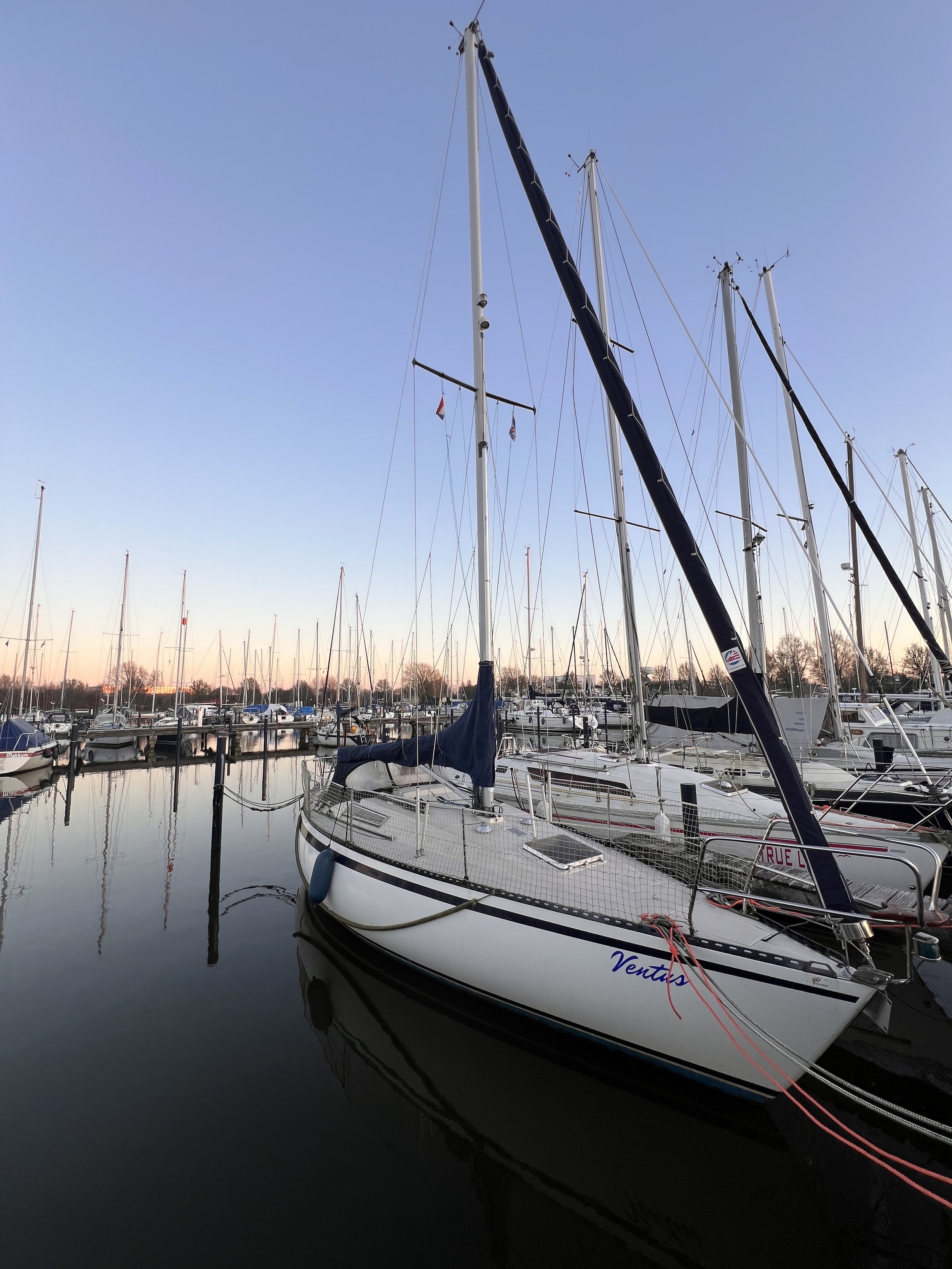 Beneteau First 30 — foto 8 van 38