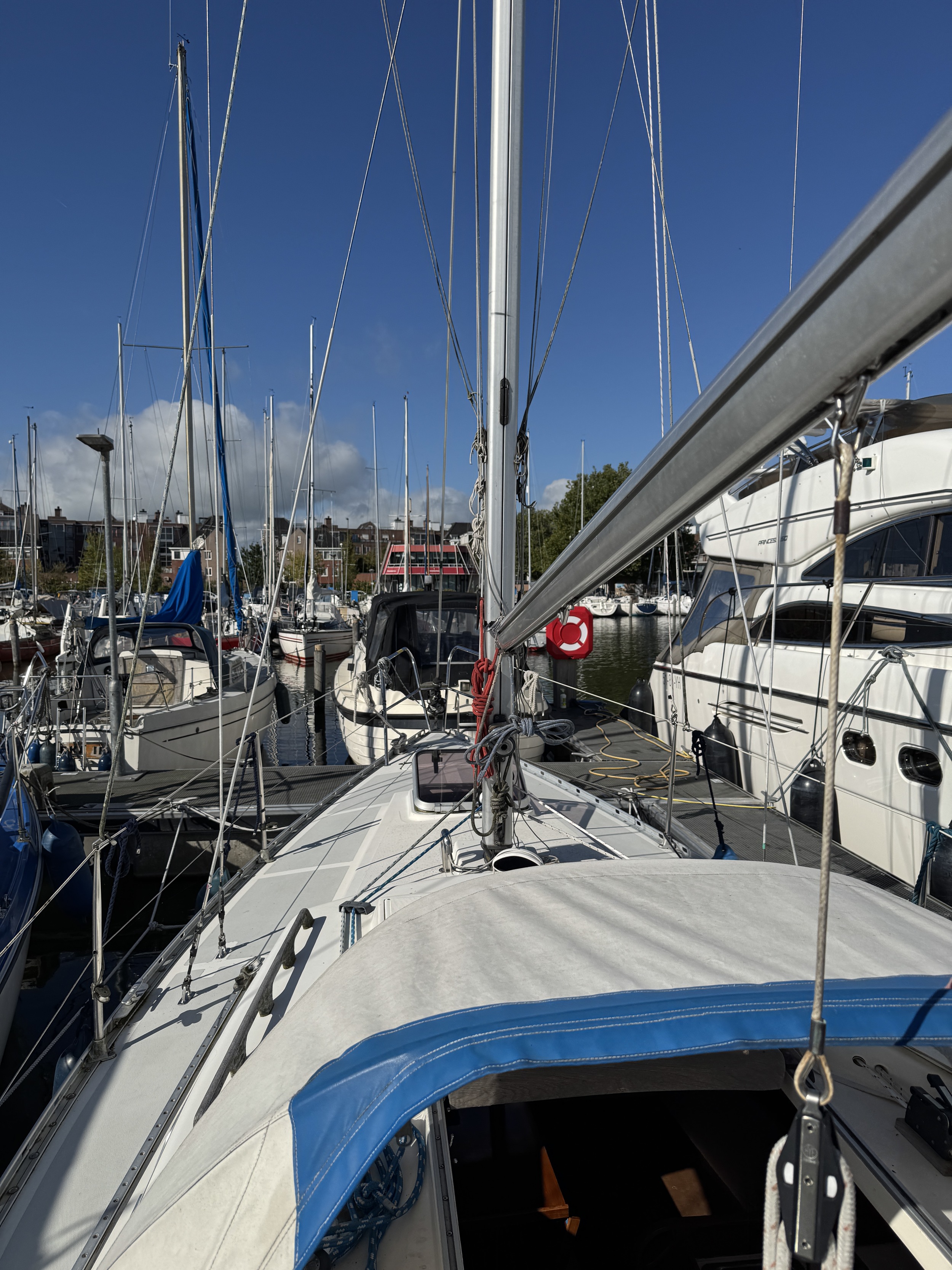 Victoire 855 — foto 8 van 37