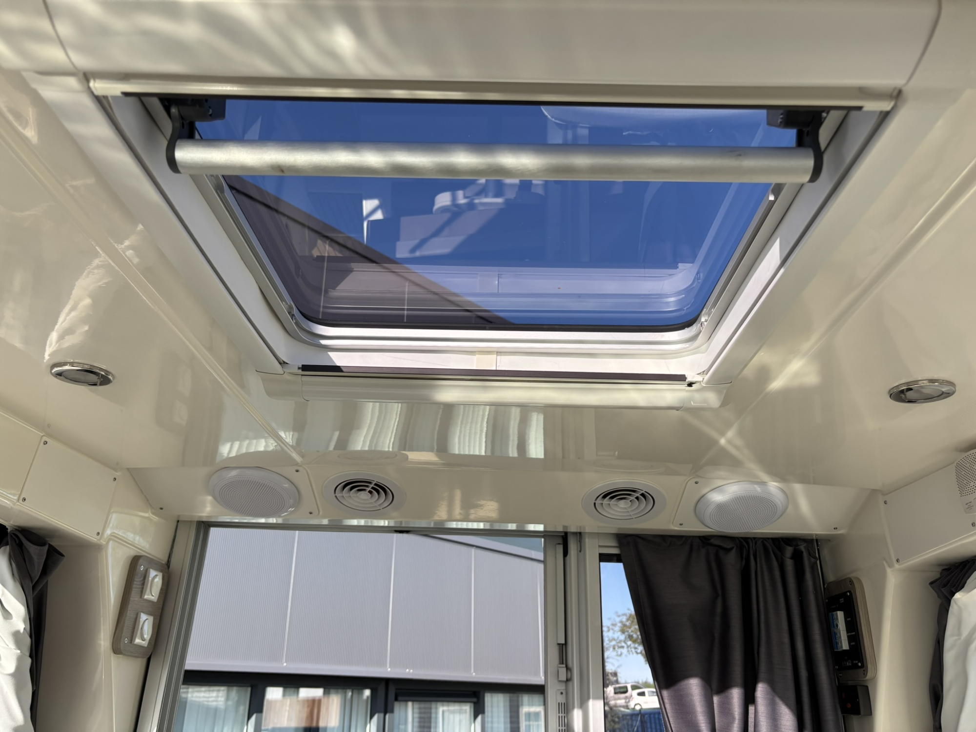 Quicksilver 675 weekend met Mercury 175 pk V6 — foto 14 van 19
