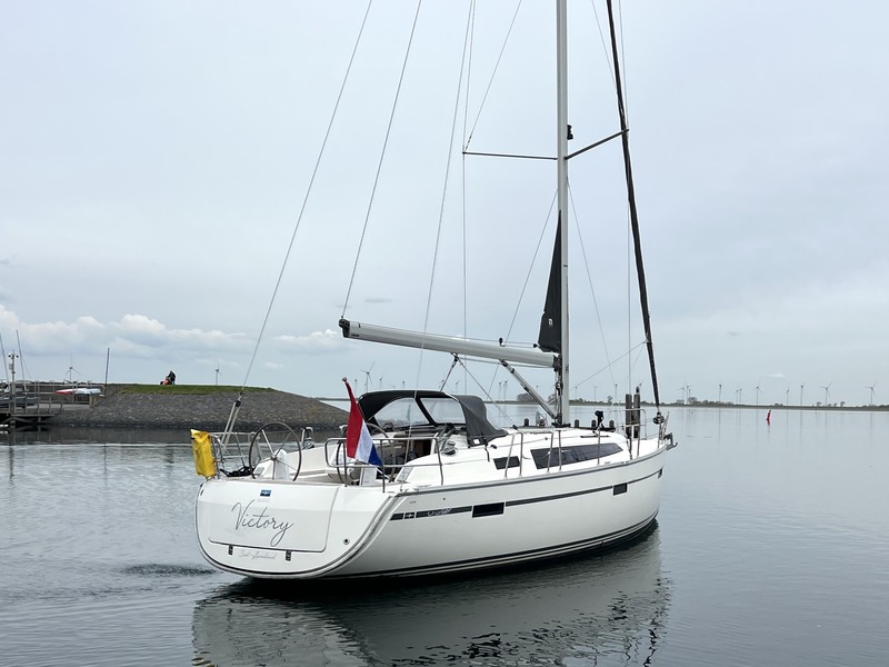 Bavaria Cruiser 37-3 — foto 49 van 49