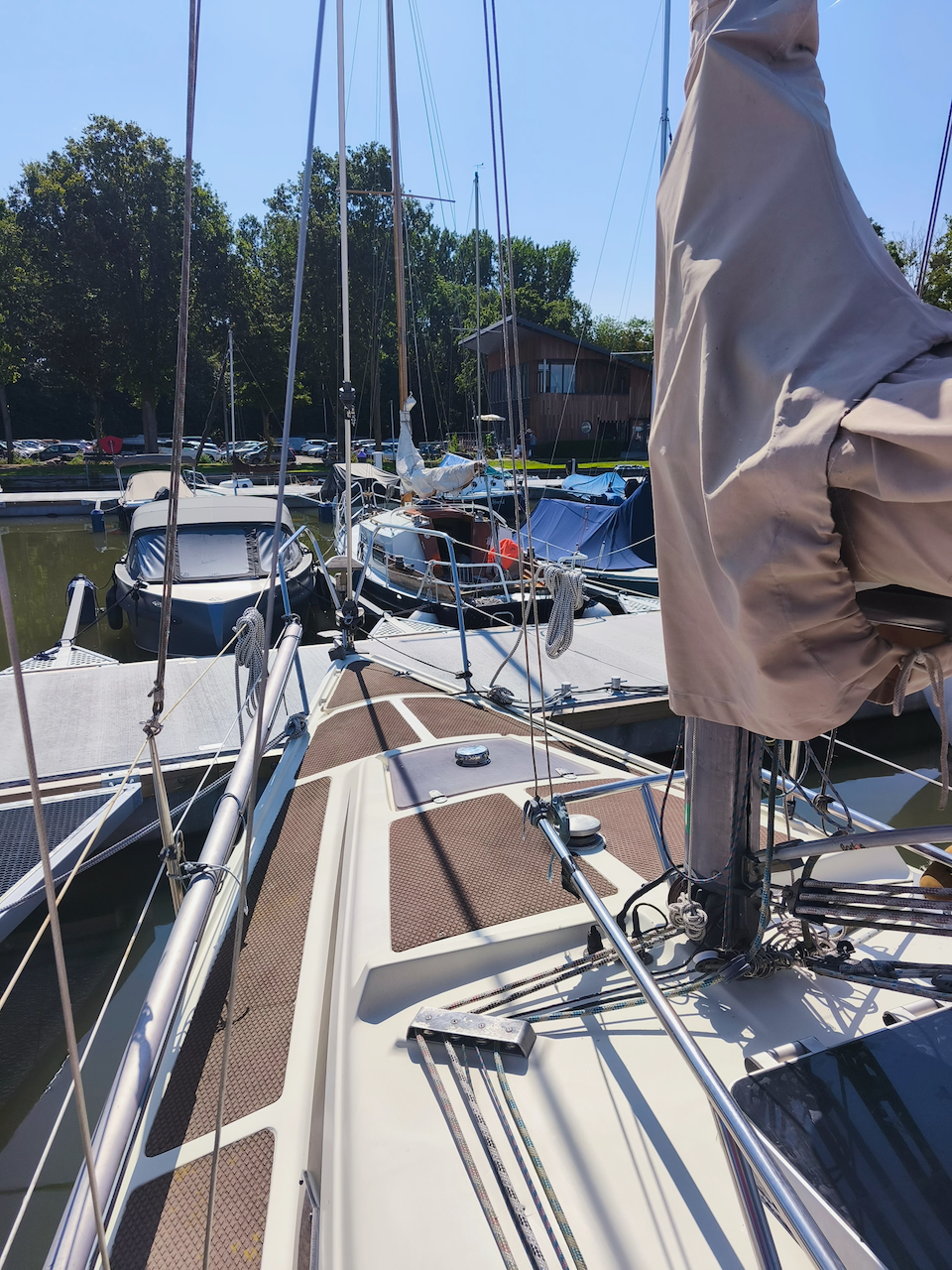 Bavaria  890 — foto 3 van 23