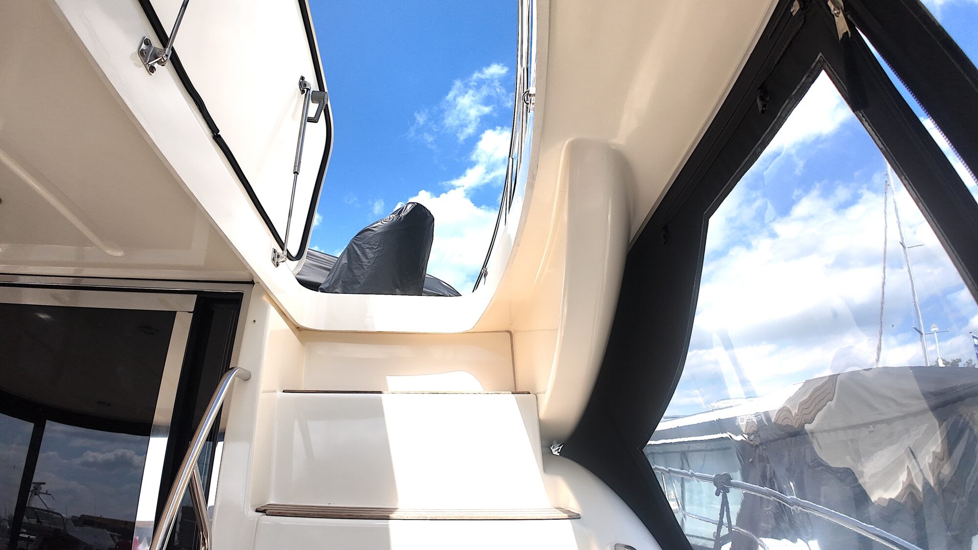 Jeanneau Prestige 42 Flybridge — foto 22 van 29