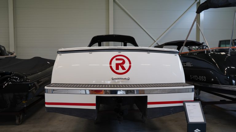 TendR 23 met 60pk suzuki 
